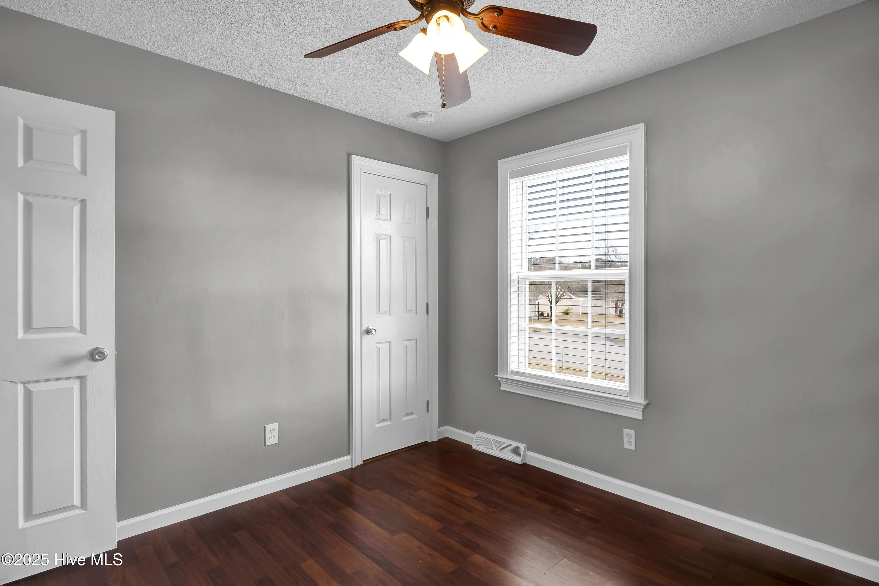 514 Kelly Road Wilmington, NC 28409 - Photo 22 of 31 P1111381