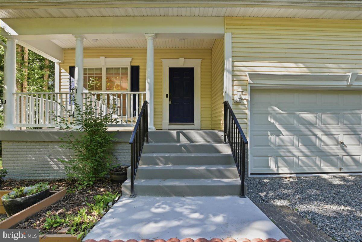 242 Cedar Ridge Drive Ruther Glen, VA 22546 - Photo 4 of 48