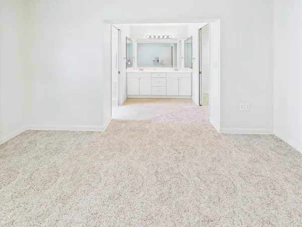 $300,000 | 810 Southeast 13th Street, Okeechobee, FL 34974