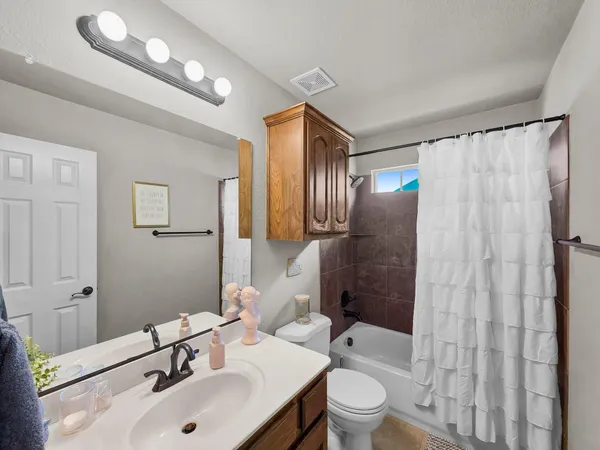 $630,000 | 2021 Glenwood Way, Midlothian, TX 76065