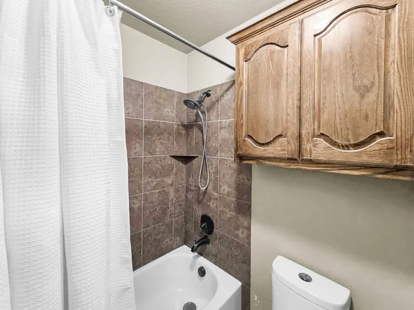 $630,000 | 2021 Glenwood Way, Midlothian, TX 76065