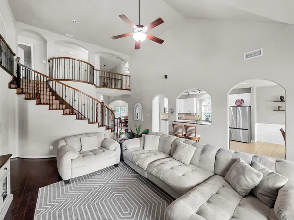 $630,000 | 2021 Glenwood Way, Midlothian, TX 76065