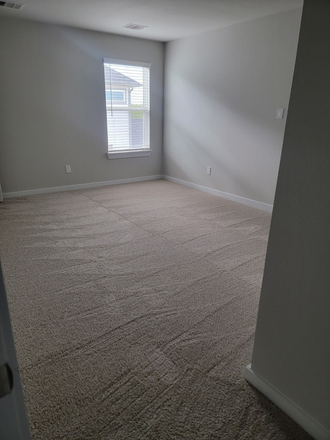 3130 Boulder Ridge Drive Rosenberg, TX 77471 - Photo 21 of 32 a bathroom with a window
