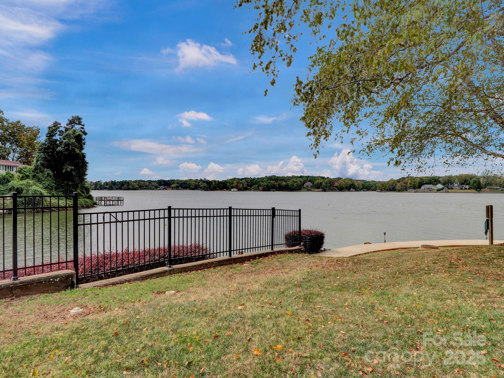 14043 Queens Harbor Road Charlotte, NC 28278 - Photo 12 of 38