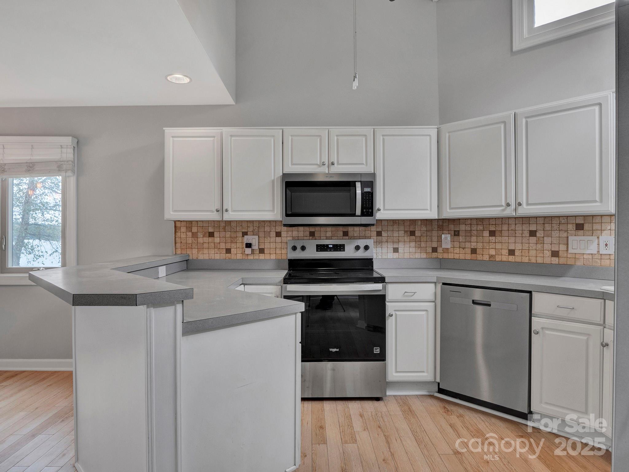 14043 Queens Harbor Road Charlotte, NC 28278 - Photo 14 of 38