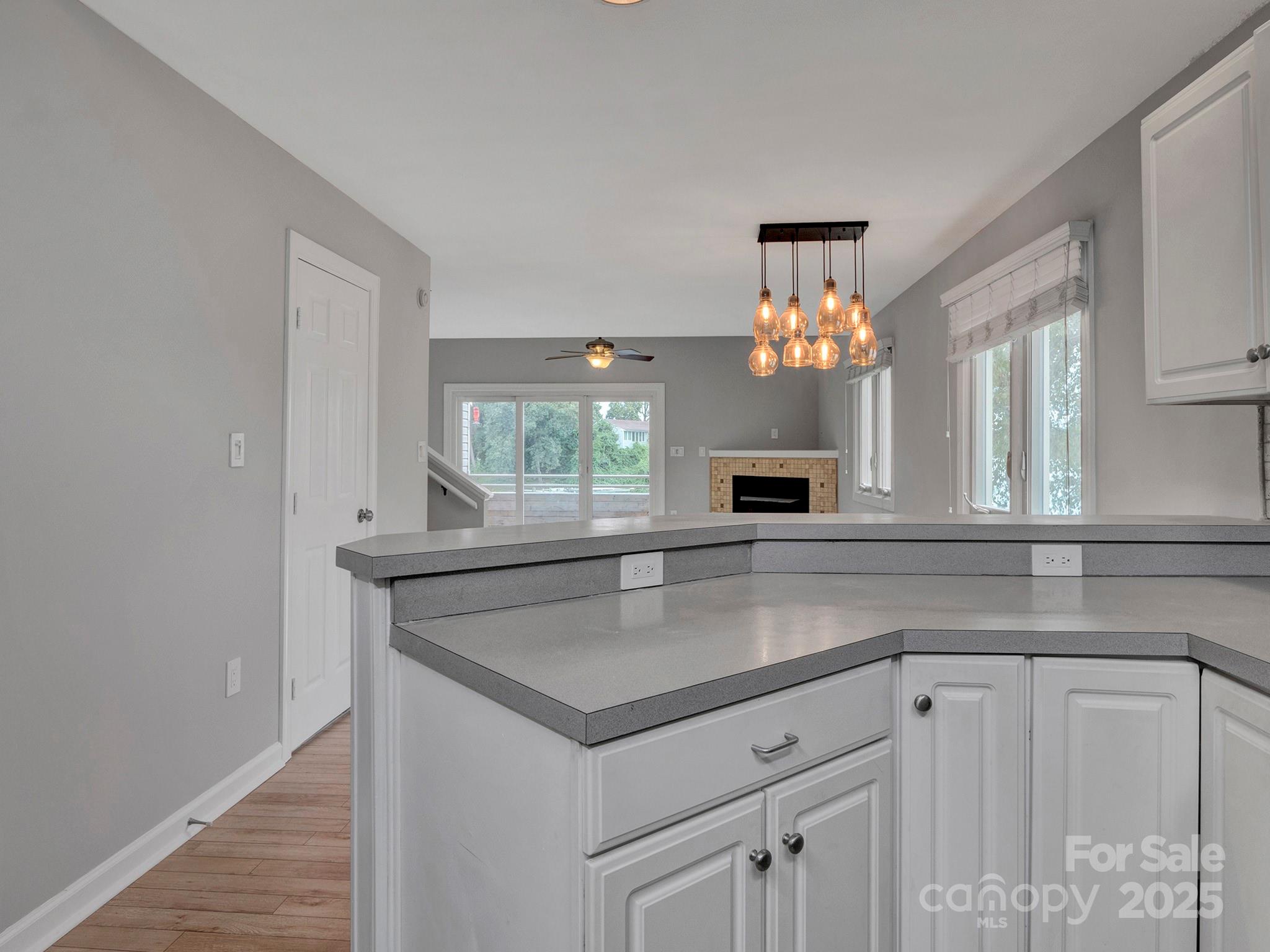 14043 Queens Harbor Road Charlotte, NC 28278 - Photo 17 of 38