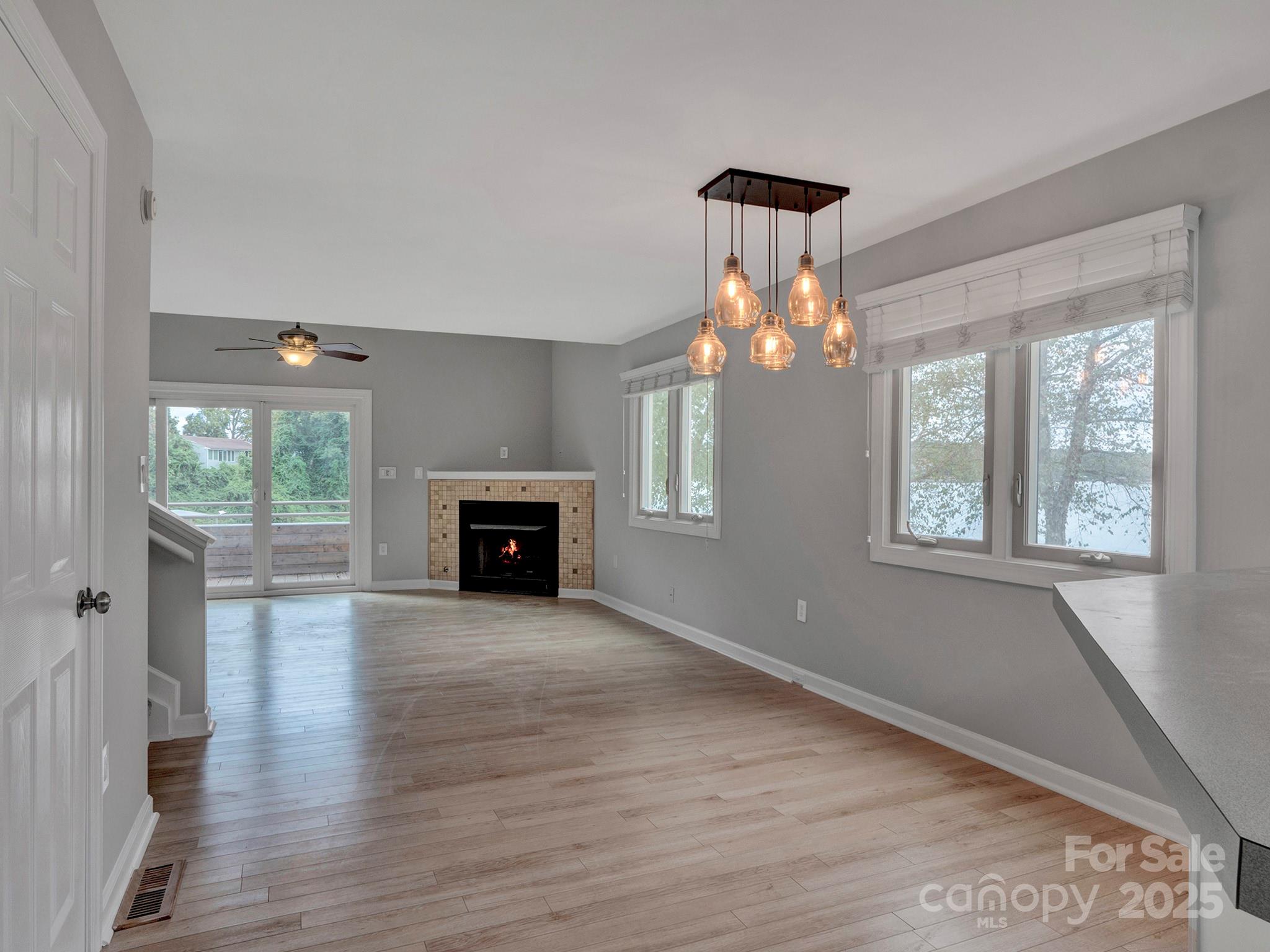 14043 Queens Harbor Road Charlotte, NC 28278 - Photo 18 of 38