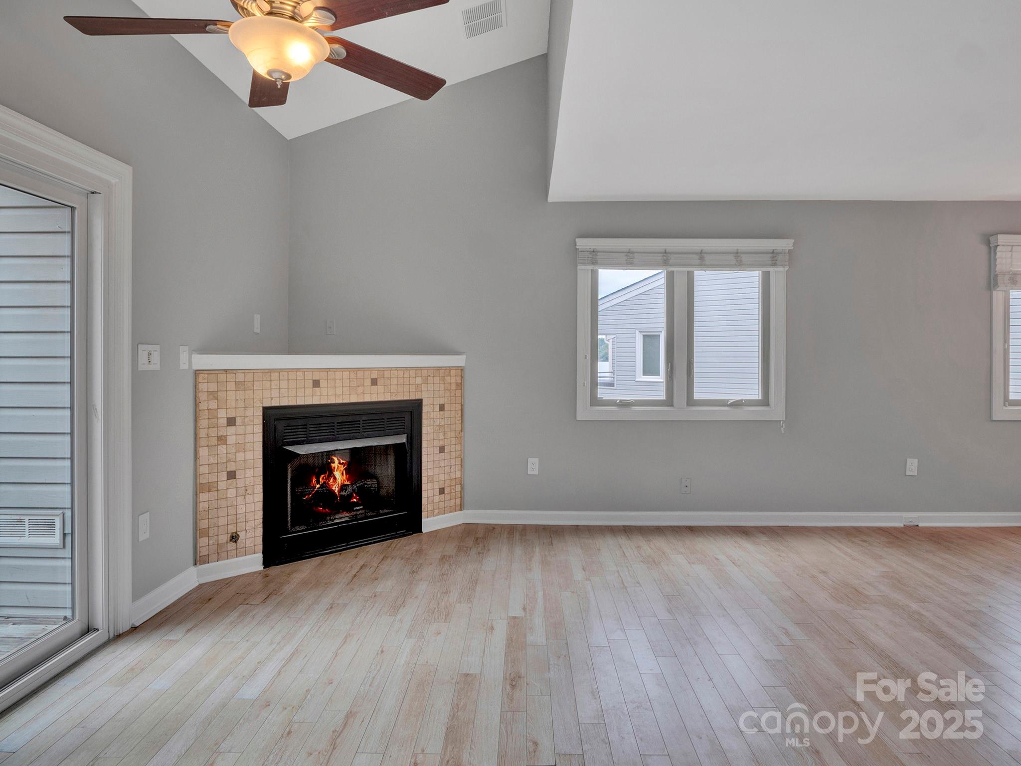 14043 Queens Harbor Road Charlotte, NC 28278 - Photo 20 of 38