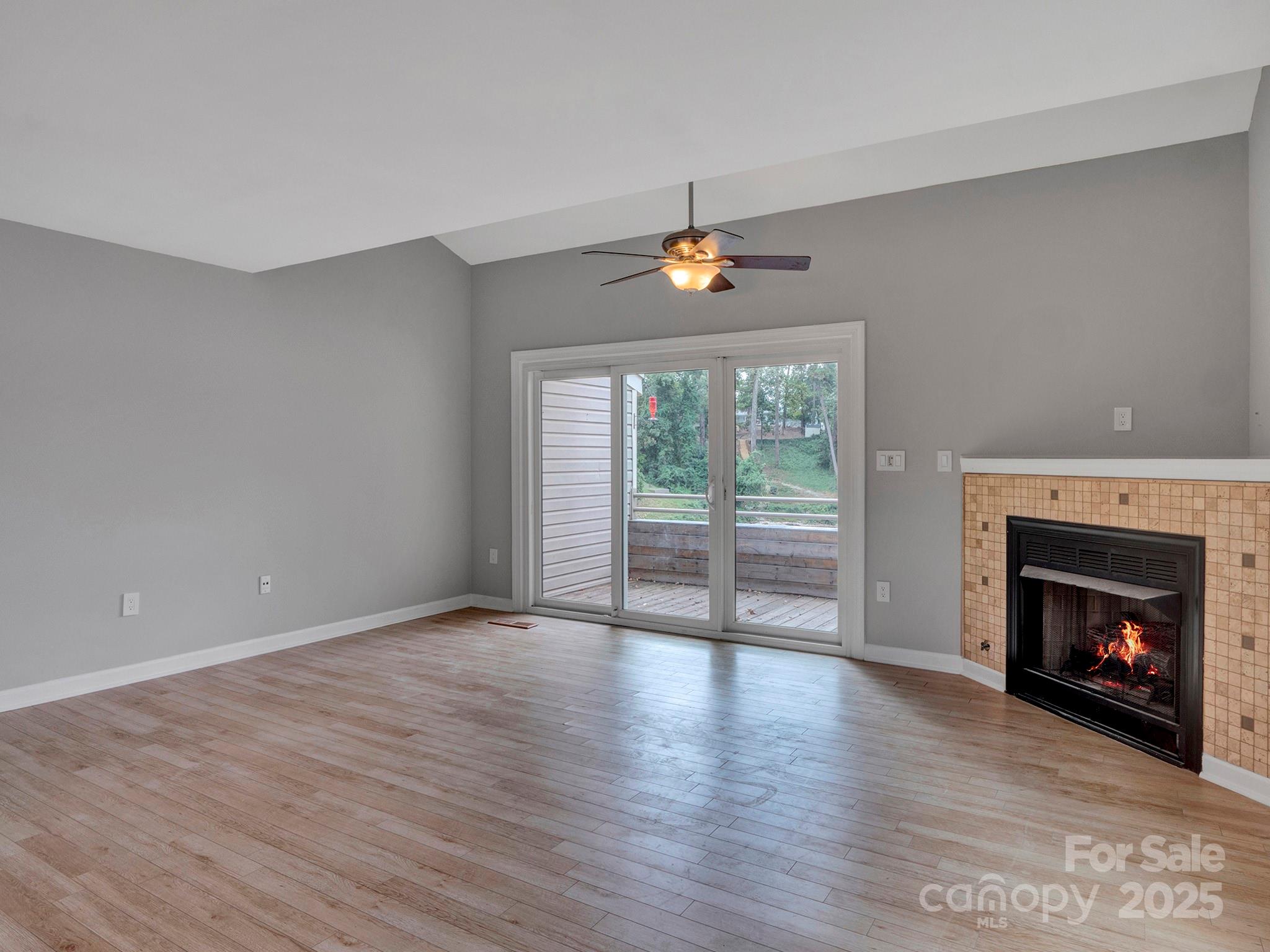 14043 Queens Harbor Road Charlotte, NC 28278 - Photo 22 of 38