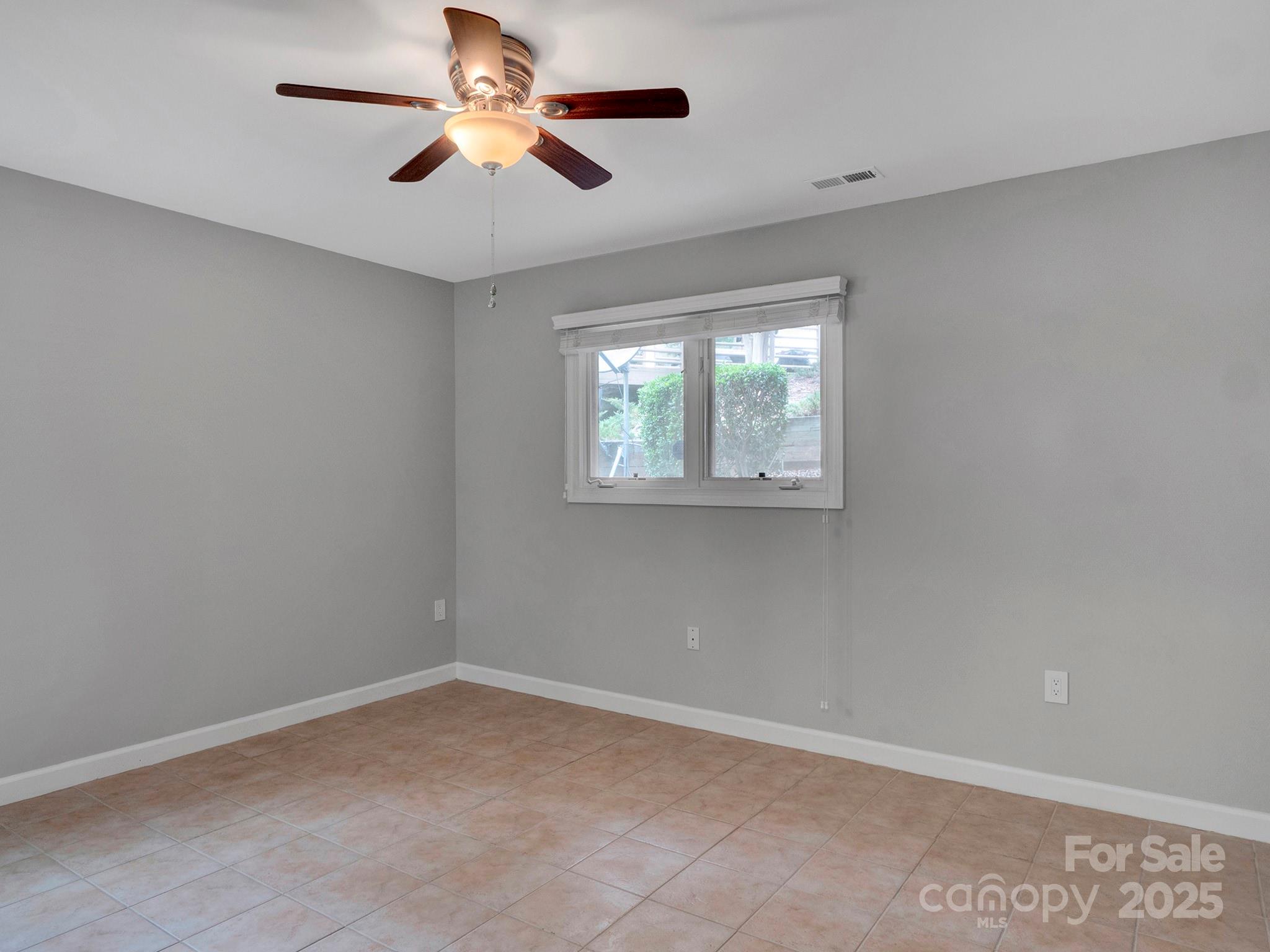 14043 Queens Harbor Road Charlotte, NC 28278 - Photo 26 of 38