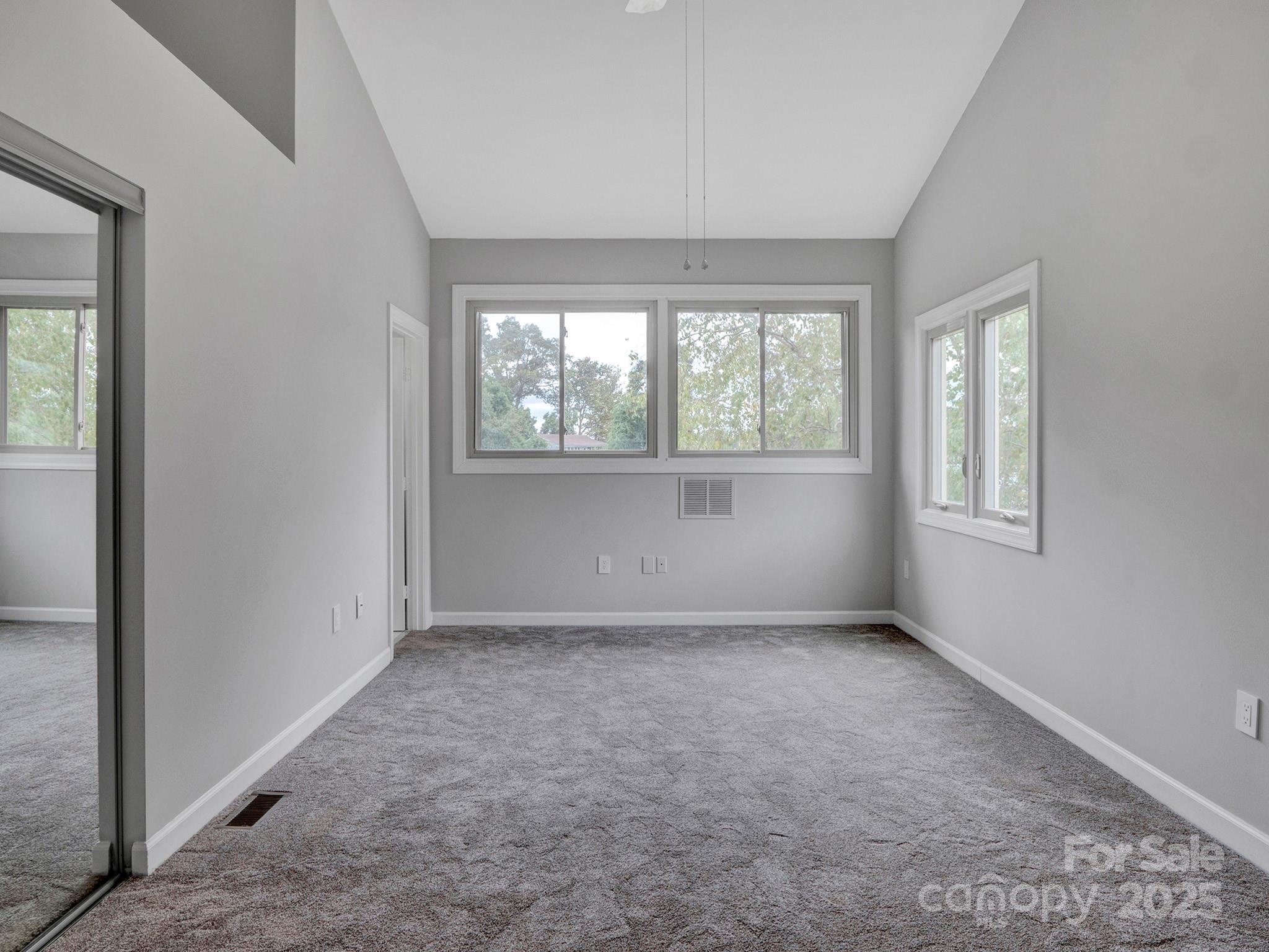 14043 Queens Harbor Road Charlotte, NC 28278 - Photo 30 of 38