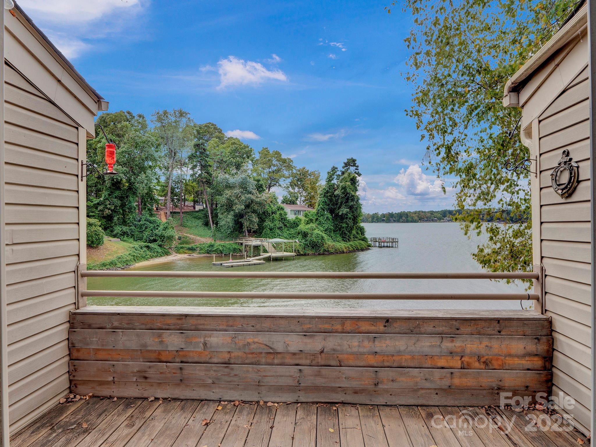 14043 Queens Harbor Road Charlotte, NC 28278 - Photo 5 of 38