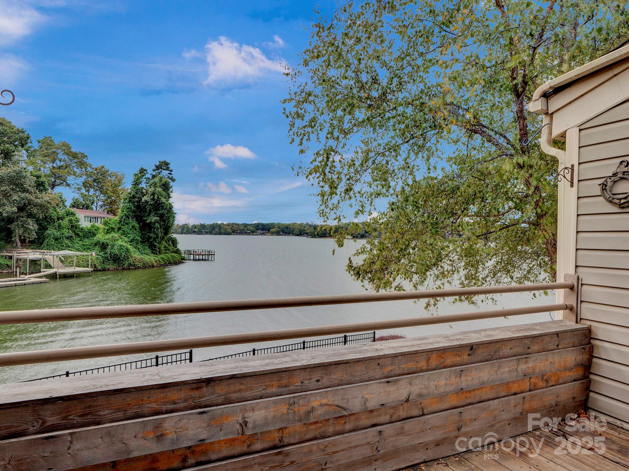 14043 Queens Harbor Road Charlotte, NC 28278 - Photo 7 of 38