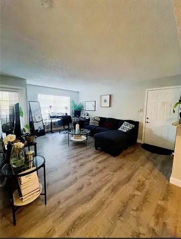 $1,399 | 10200 Gandy Boulevard North, Unit 1116, St. Petersburg, FL 33702