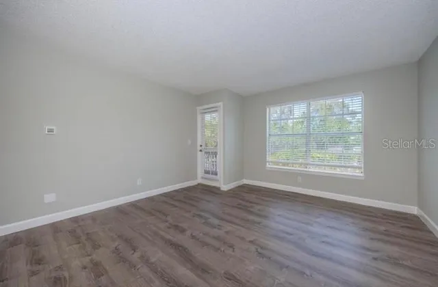 $1,399 | 10200 Gandy Boulevard North, Unit 1116, St. Petersburg, FL 33702