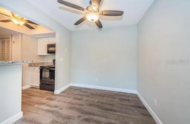 $1,399 | 10200 Gandy Boulevard North, Unit 1116, St. Petersburg, FL 33702