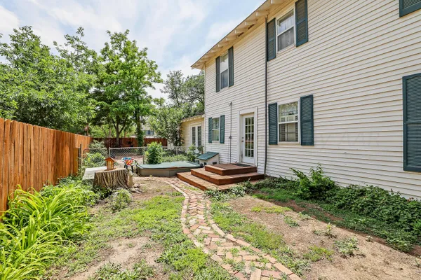 $394,900 | 1000 5th Avenue, Canyon, TX 79015