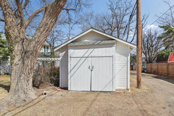 $394,900 | 1000 5th Avenue, Canyon, TX 79015