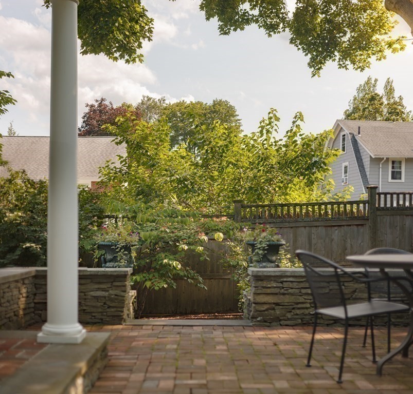 89 Van Ness Road Belmont, MA 02478 - Photo 7 of 38 Gallery Image 7
