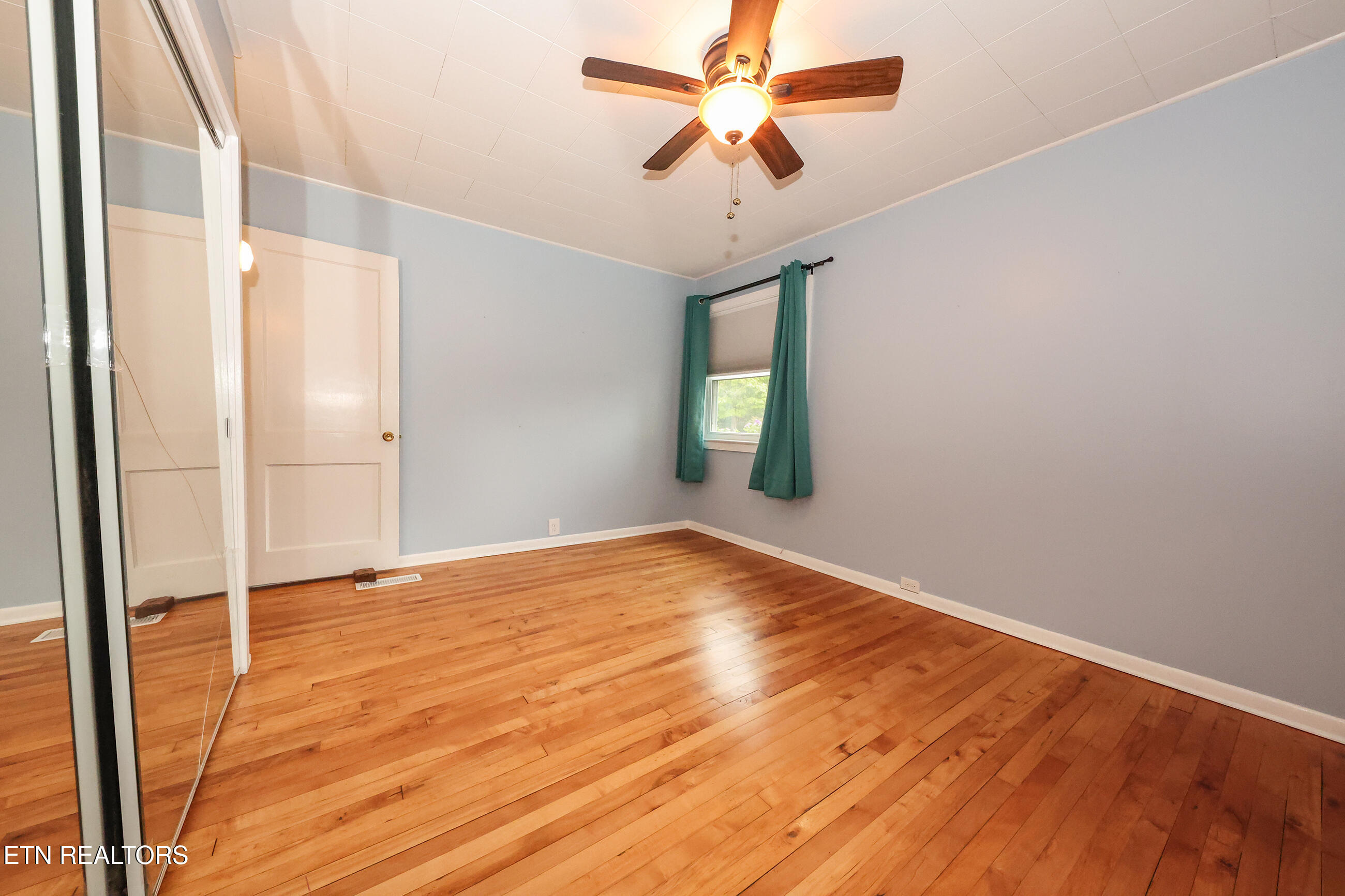 117 Tabor Road Oak Ridge, TN 37830 - Photo 22 of 50 117 BR 1-1