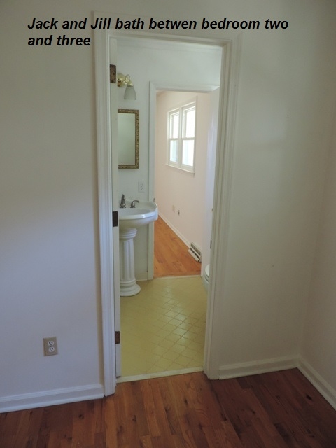 470 Tokeena Road Seneca, SC 29678 - Photo 15 of 25 Gallery Image 15