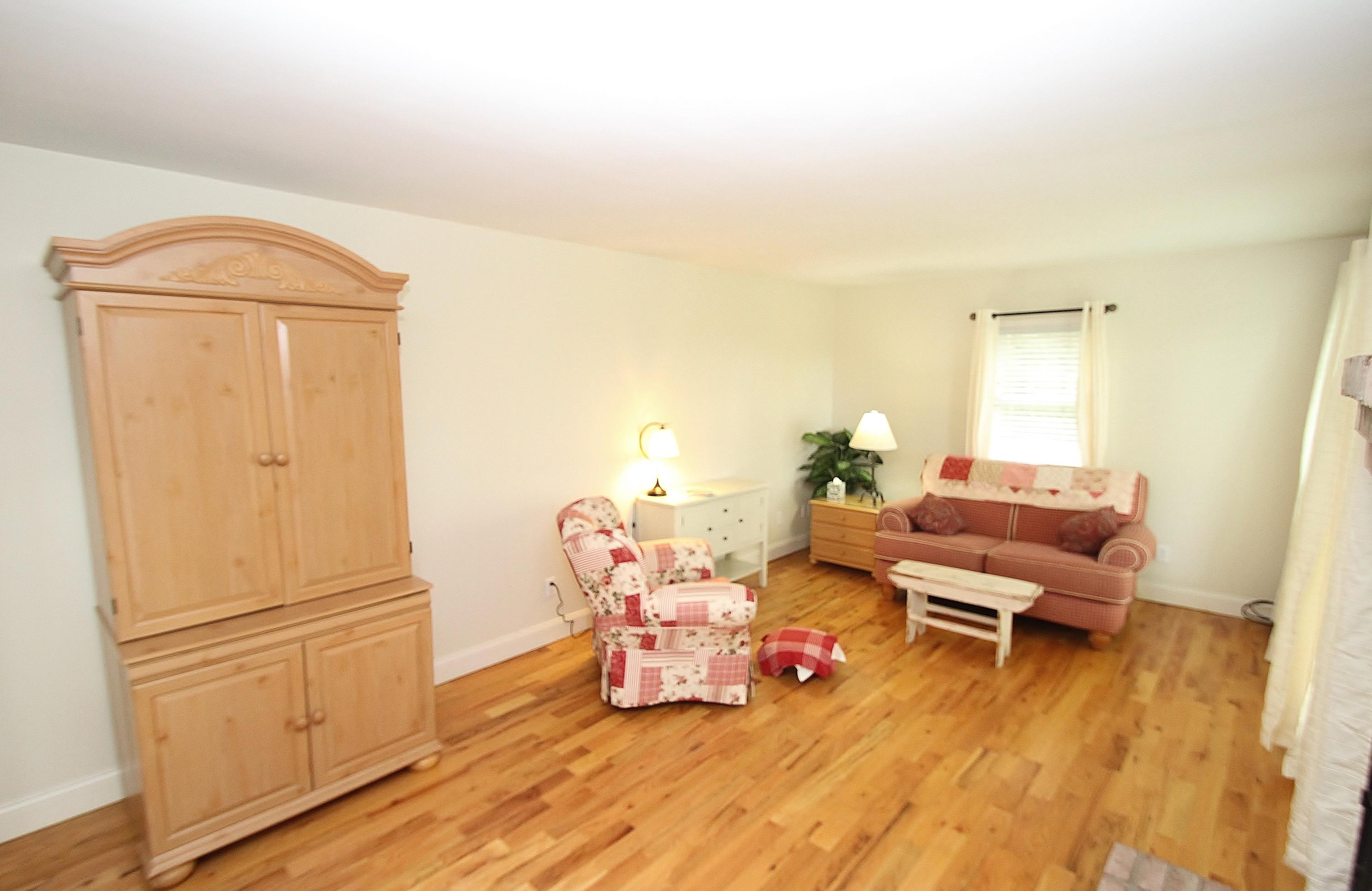1334 Brush Road Lewisburg, WV 24901 - Photo 4 of 35 Gallery Image 4