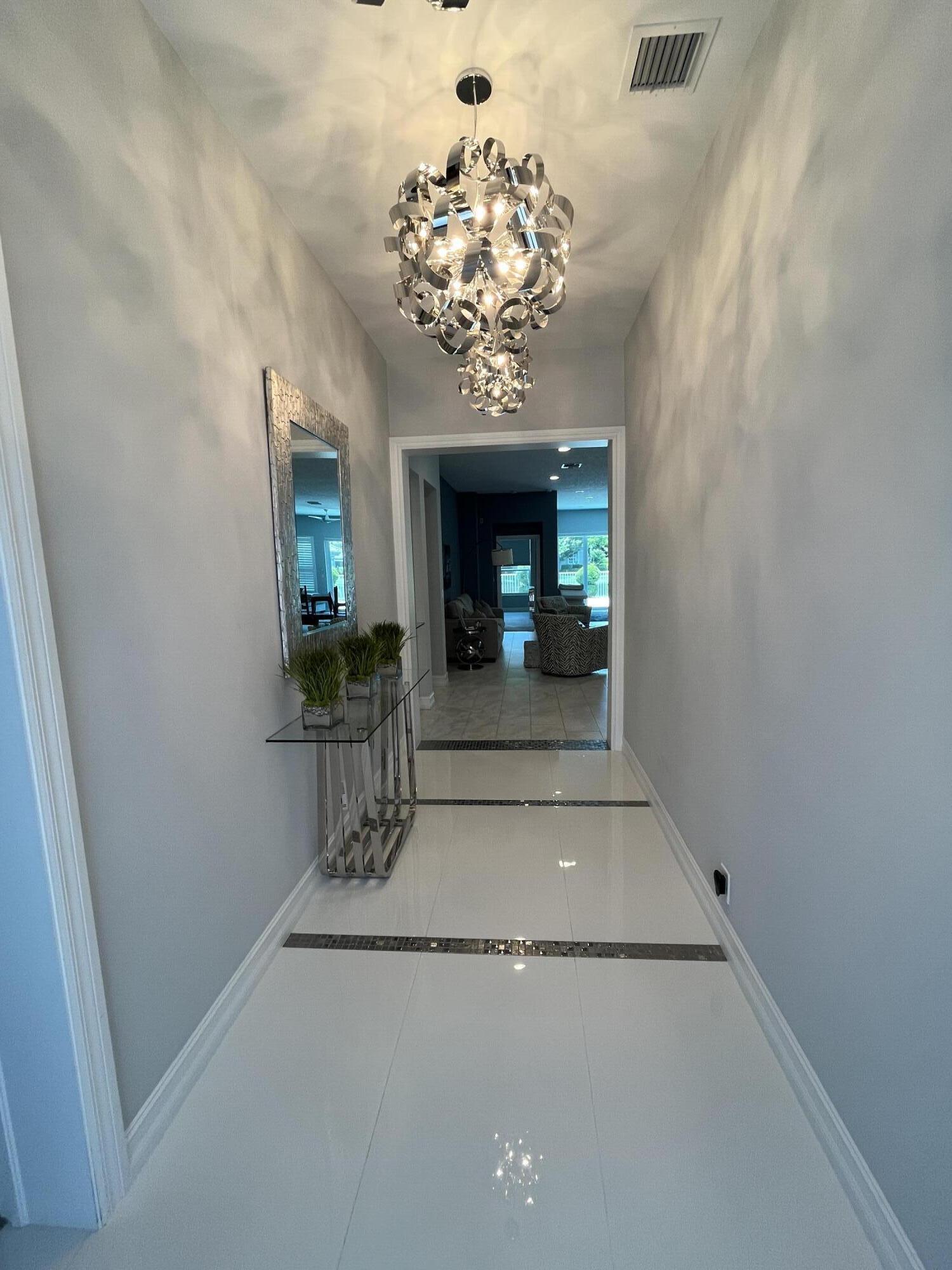 5675 Regency Circle West Boca Raton, FL 33496 - Photo 2 of 15 IMG_0999 (1)