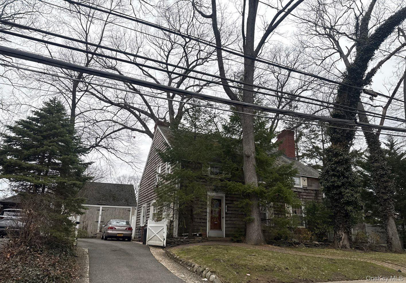 89 Linmouth Road Malverne, NY 11565 - Photo 3 of 3