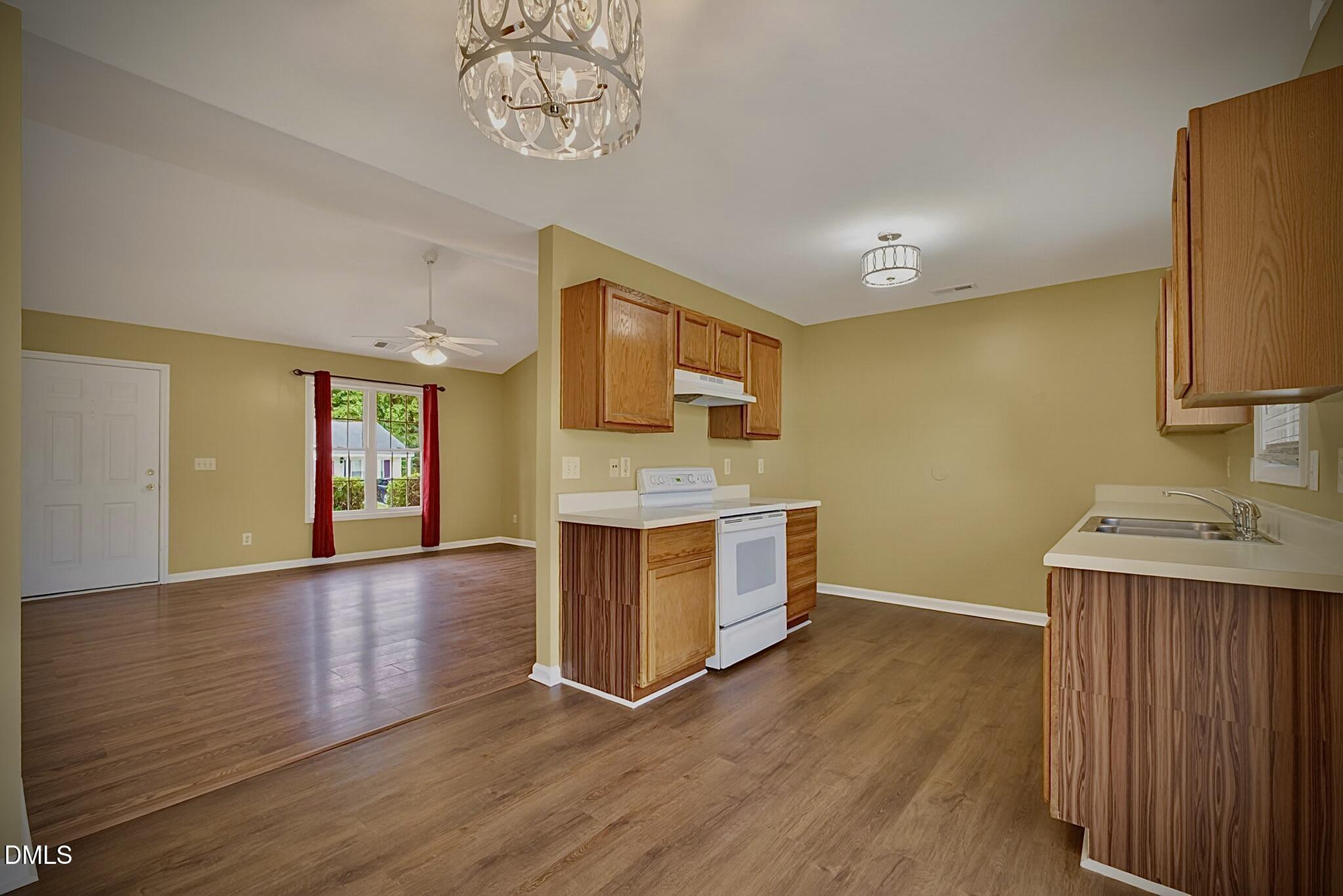 5415 Gunnette Drive Raleigh, NC 27610 - Photo 24 of 37 25-web-or-mls-DSC03908