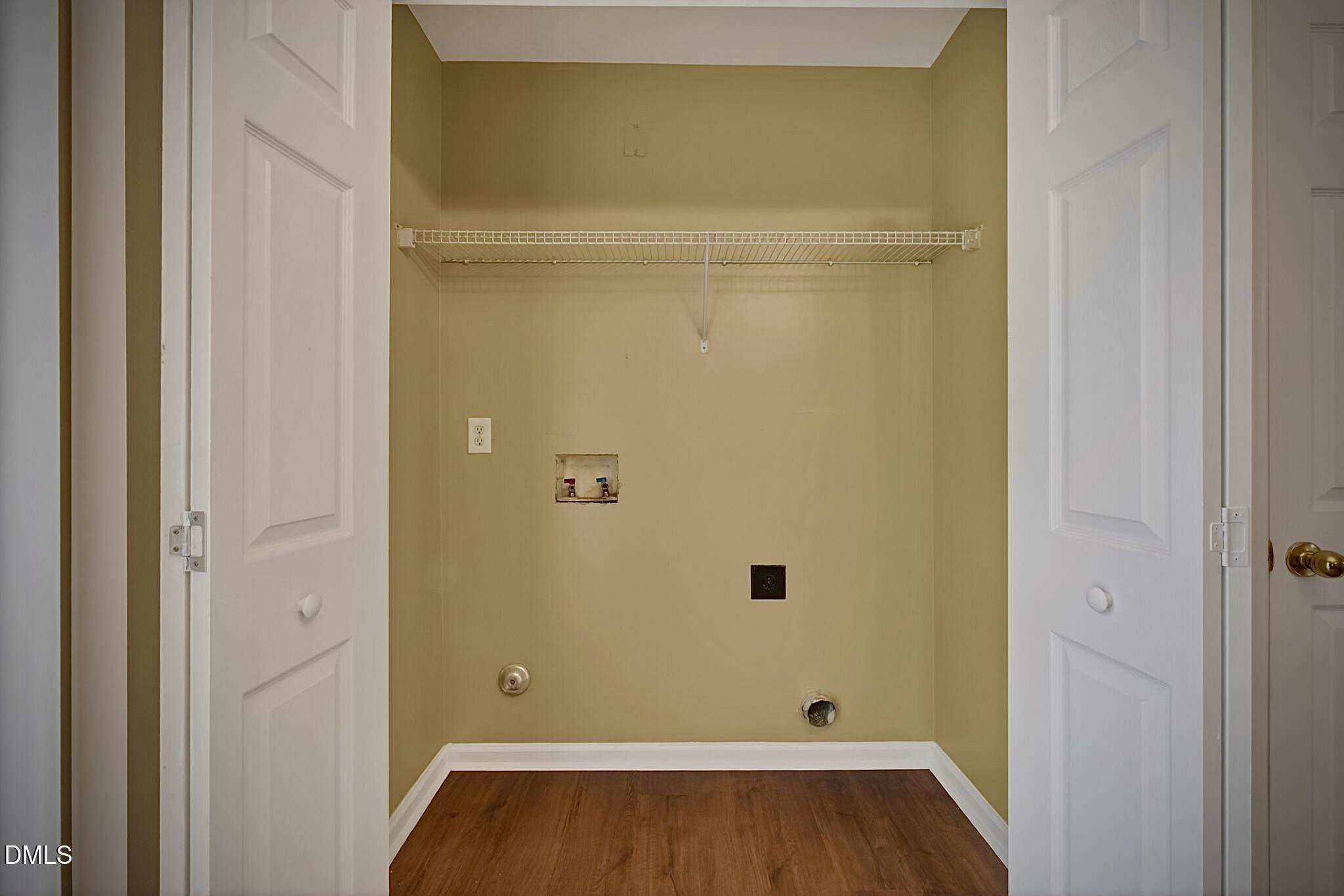 5415 Gunnette Drive Raleigh, NC 27610 - Photo 32 of 37 33-web-or-mls-DSC03958