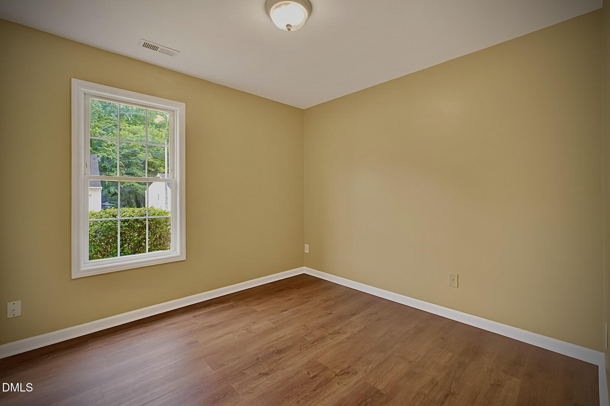 5415 Gunnette Drive Raleigh, NC 27610 - Photo 5 of 37 6-web-or-mls-DSC03808