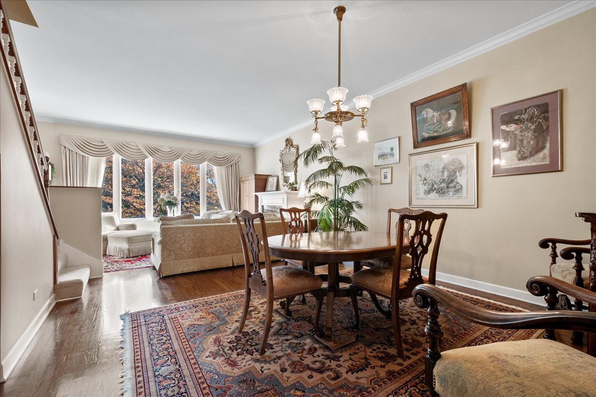 658 North Green Street Chicago, IL 60642 - Photo 12 of 38