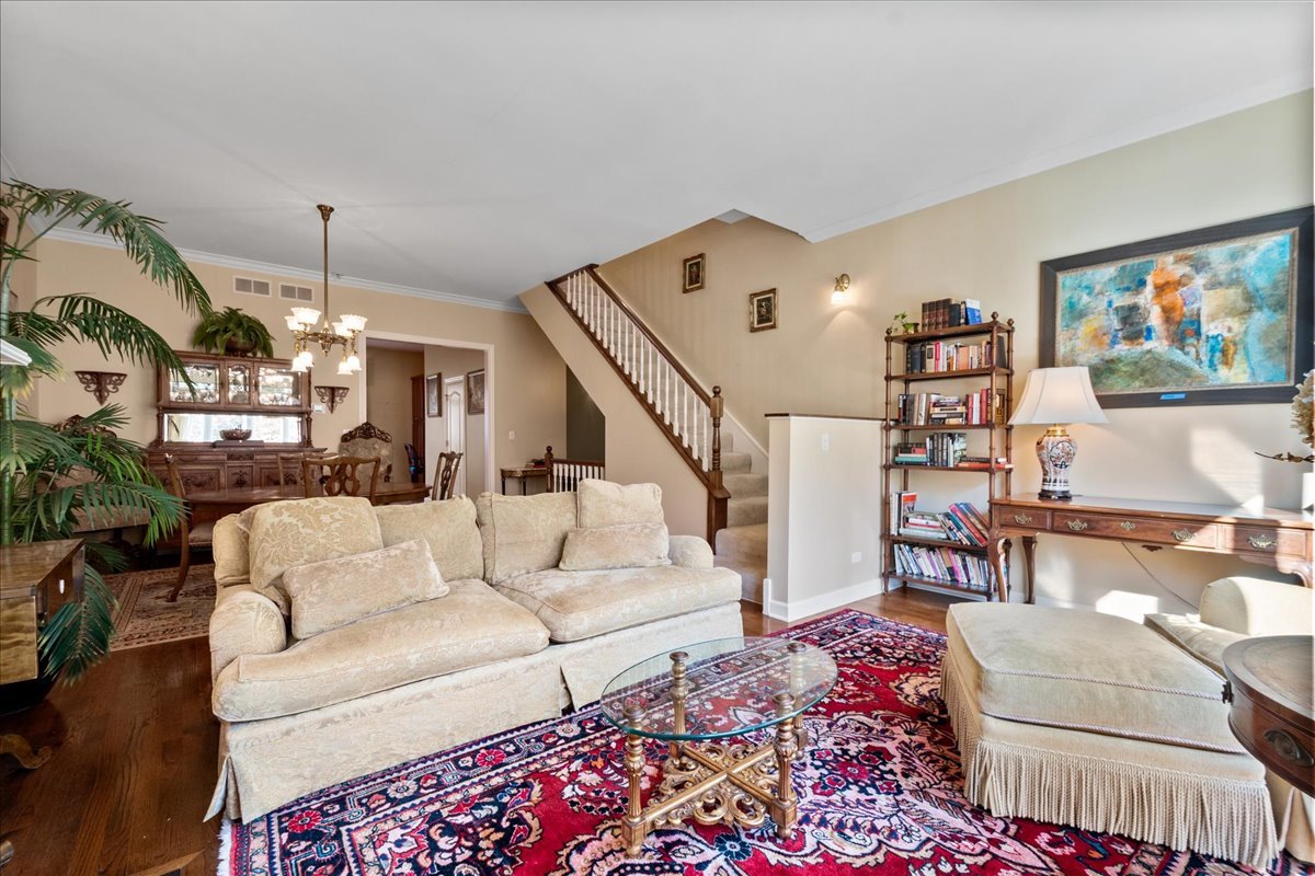 658 North Green Street Chicago, IL 60642 - Photo 10 of 38