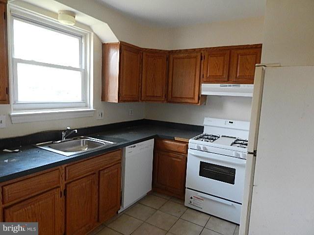 7948 Riggs Road Hyattsville, MD 20783 - Photo 3 of 5 Kitchen