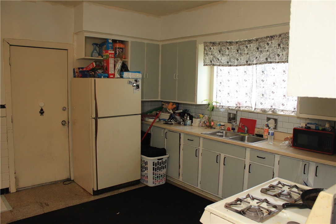 74 Harris Street Rochester, NY 14621 - Photo 13 of 15