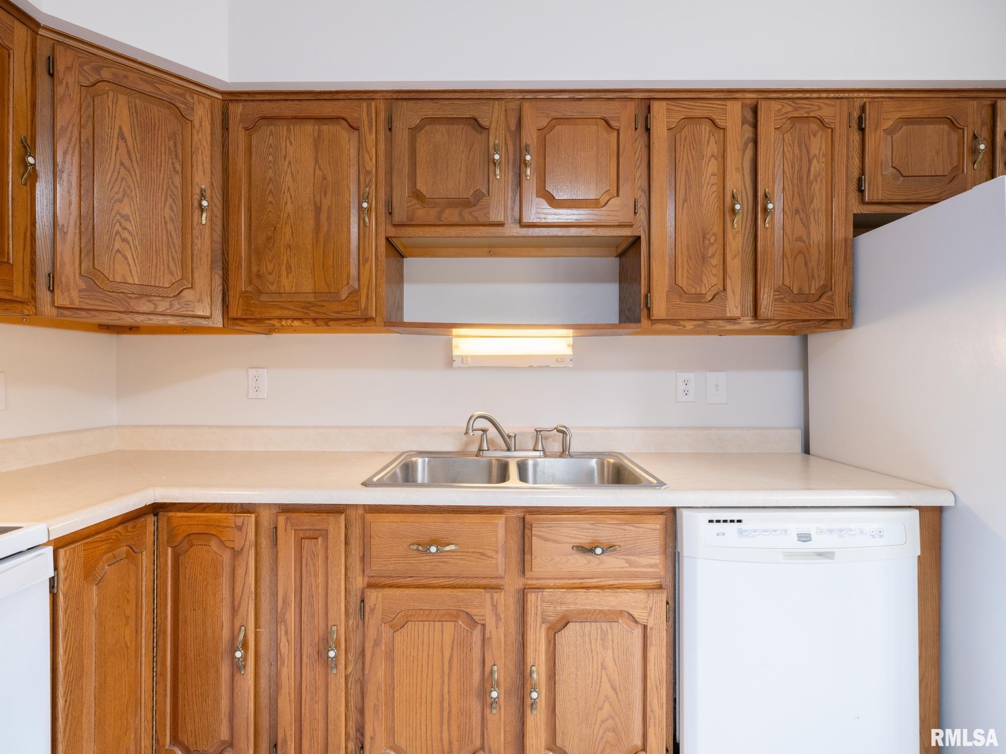 232 Briargate Road Washington, IL 61571 - Photo 19 of 54 Gallery Image 19