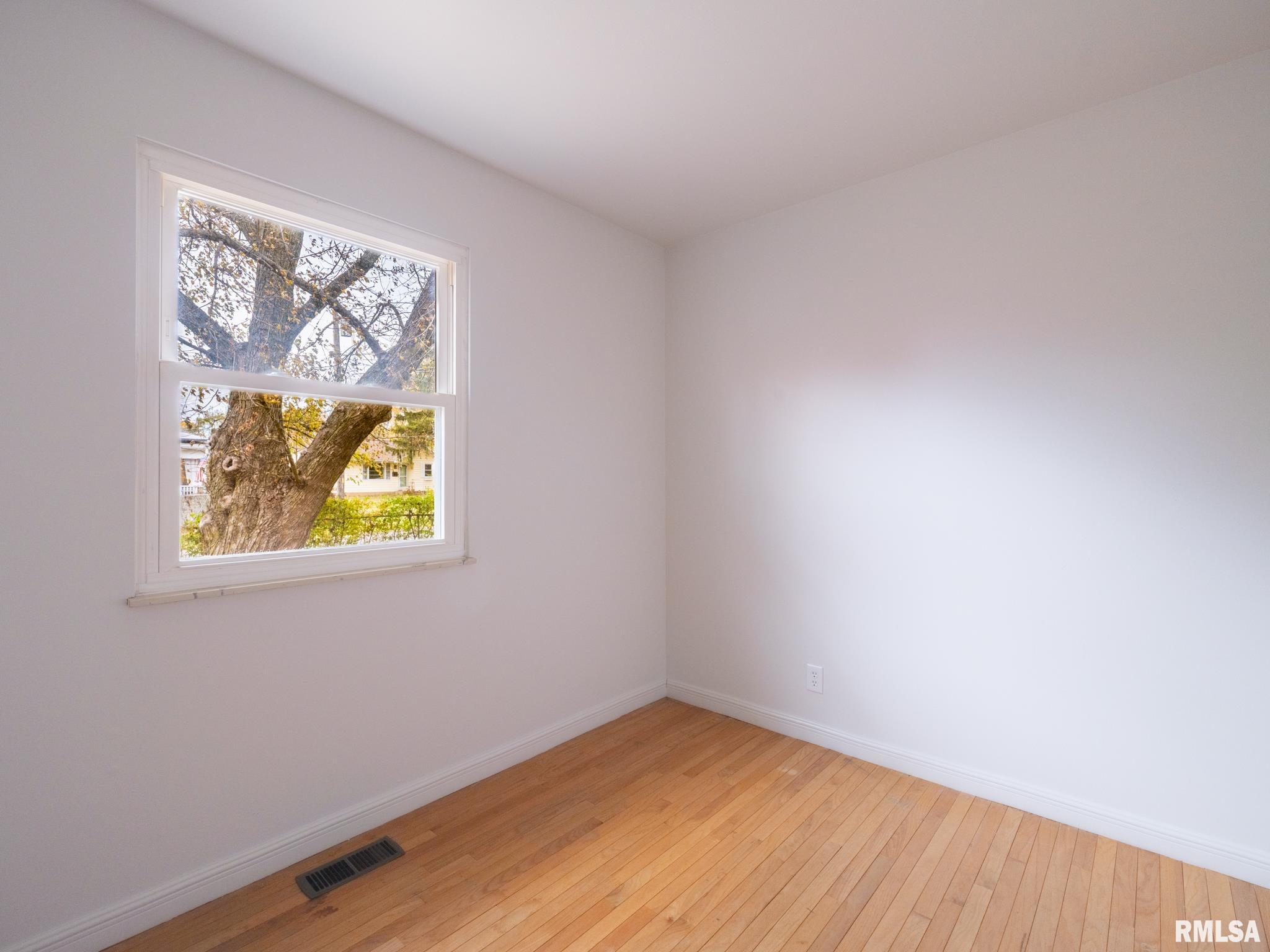 232 Briargate Road Washington, IL 61571 - Photo 27 of 54 Gallery Image 27
