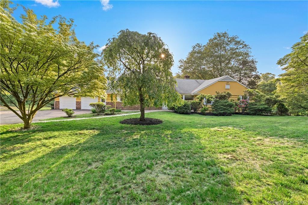 330 West Hill Road Stamford, CT 06902 - Photo 1 of 1 Gallery Image 1