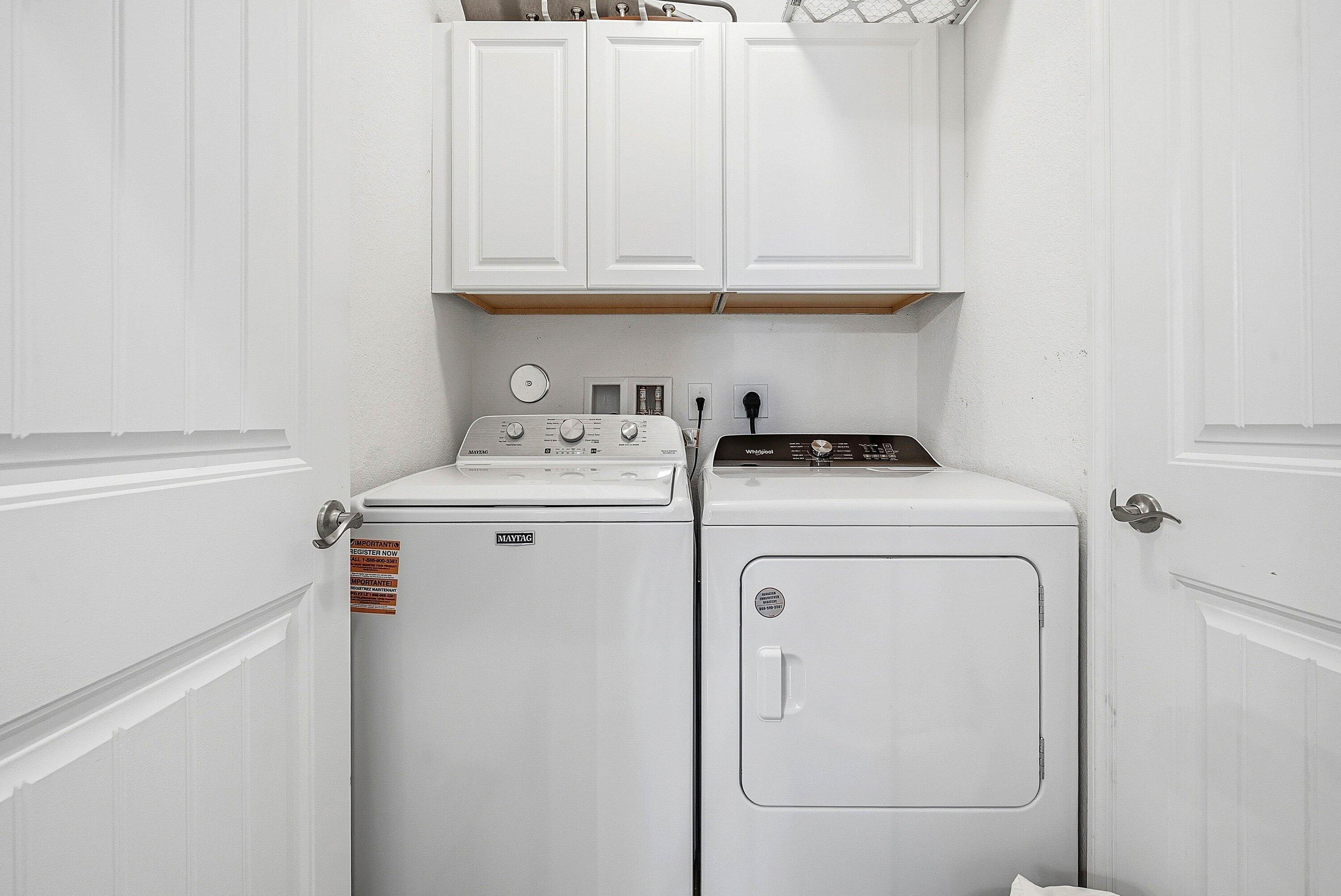 409 Francesca Ridge Road Boynton Beach, FL 33435 - Photo 24 of 41 Laundry room