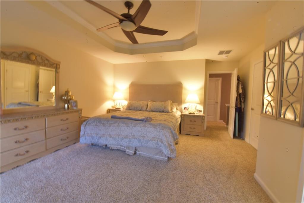 405 Maple Ridge Drive Canonsburg, PA 15317 - Photo 12 of 21 Master Bedroom with Master bathroom TRAY Ceilings Walk-in Closet