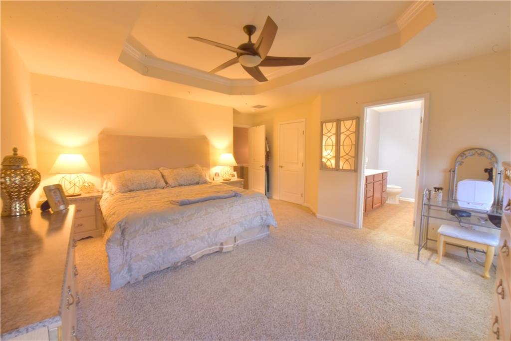 405 Maple Ridge Drive Canonsburg, PA 15317 - Photo 13 of 21 Master a different view
