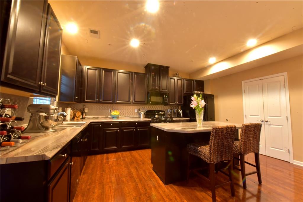 405 Maple Ridge Drive Canonsburg, PA 15317 - Photo 5 of 21 Wow what an Awesome Kitchen recessed lighting