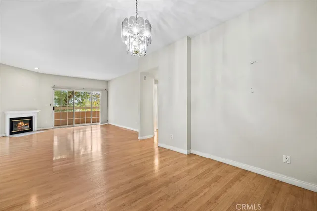 $699,000 | 435 East Valencia Avenue, Unit 201, Burbank, CA 91501