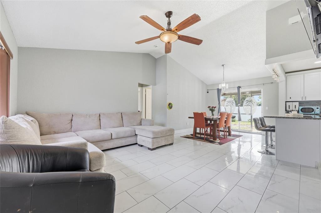 7641 Compass Drive Orlando, FL 32810 - Photo 5 of 33