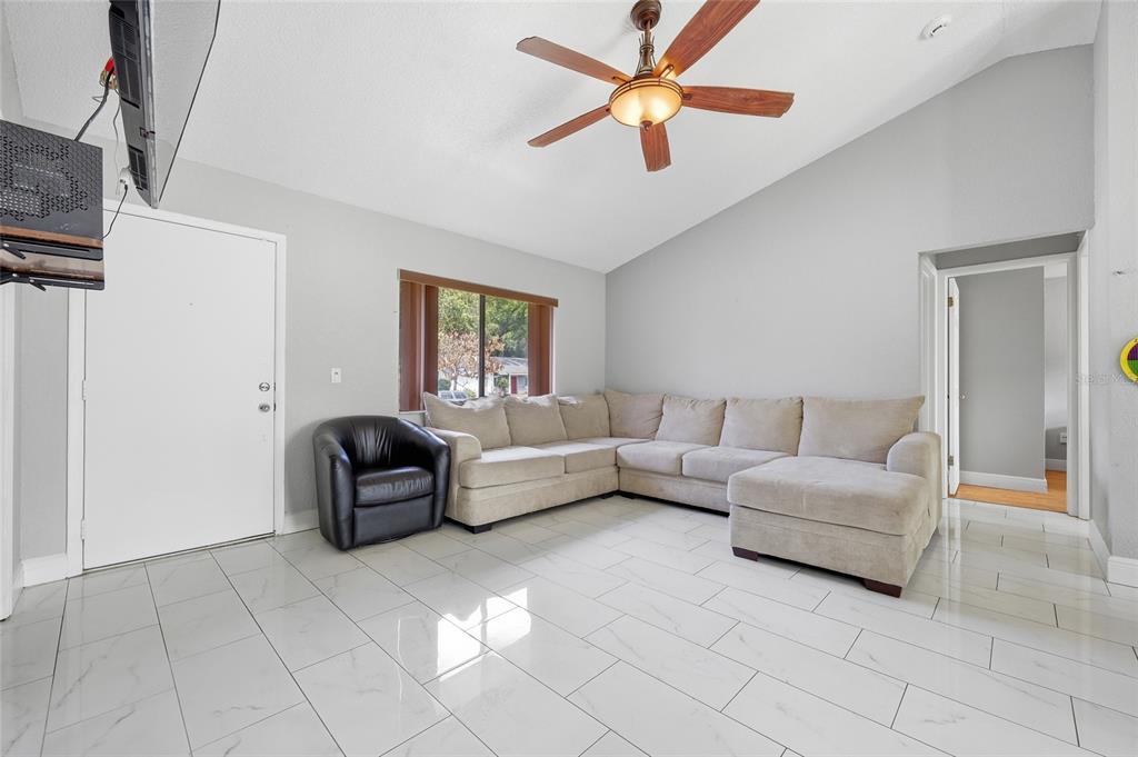7641 Compass Drive Orlando, FL 32810 - Photo 6 of 33
