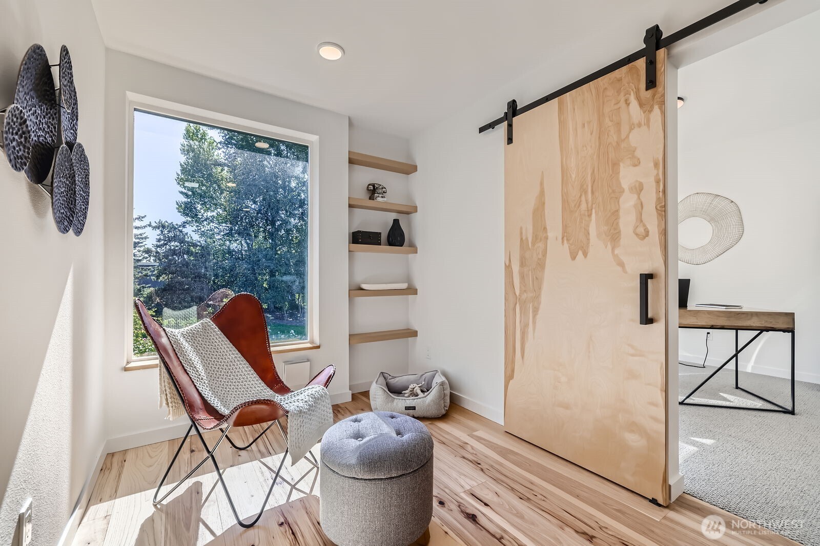 515 Howe Street, Unit C Seattle, WA 98109 - Photo 18 of 33 Gallery Image 18