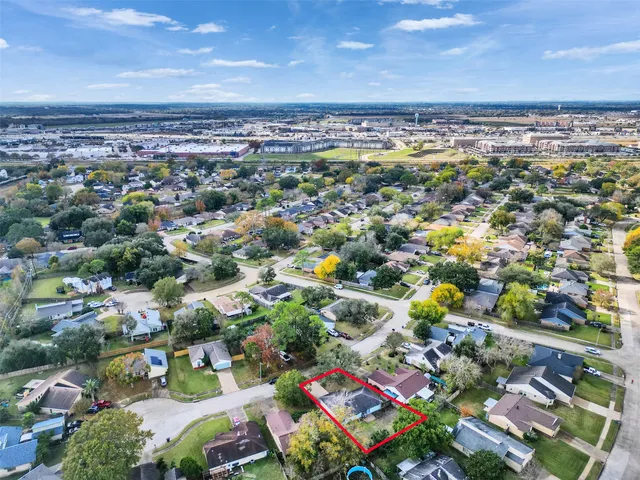 $219,000 | 455 Capehill Drive, Houston, TX 77598