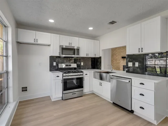 $219,000 | 455 Capehill Drive, Houston, TX 77598