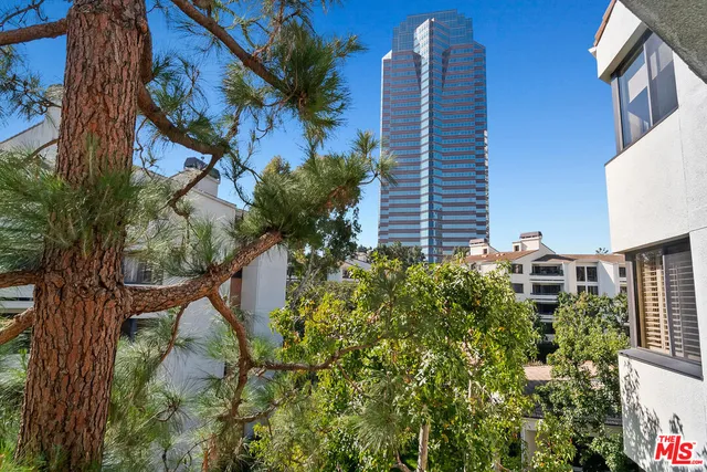 $6,000 | 2131 Century Park Lane, Unit 307, Los Angeles, CA 90067