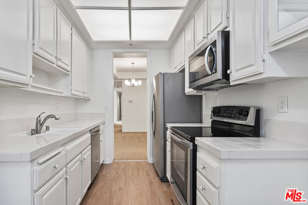 2131 Century Park Lane, Unit 307 Los Angeles, CA 90067 - Photo 16 of 56